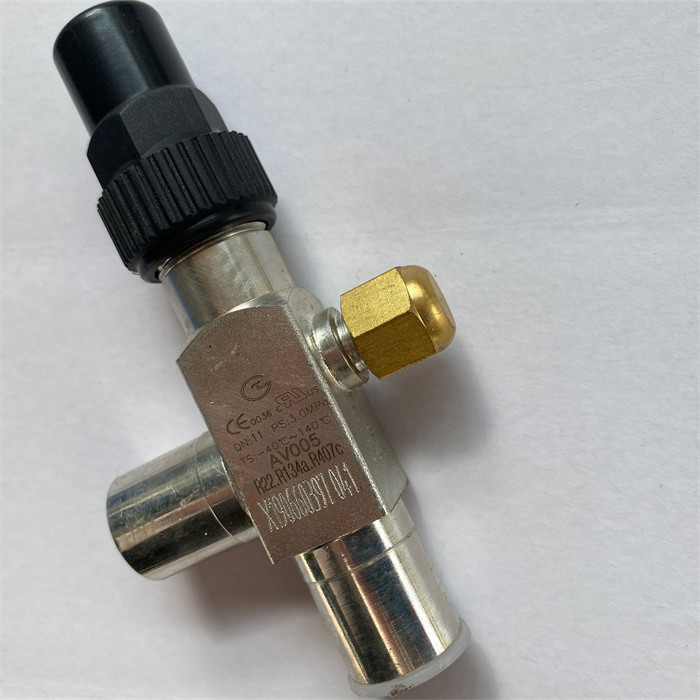 Uzun kullanım ömrü Soğutma açı valfi / 0 ̊6.3MPa HCFC R717 Lehim açı valfi
